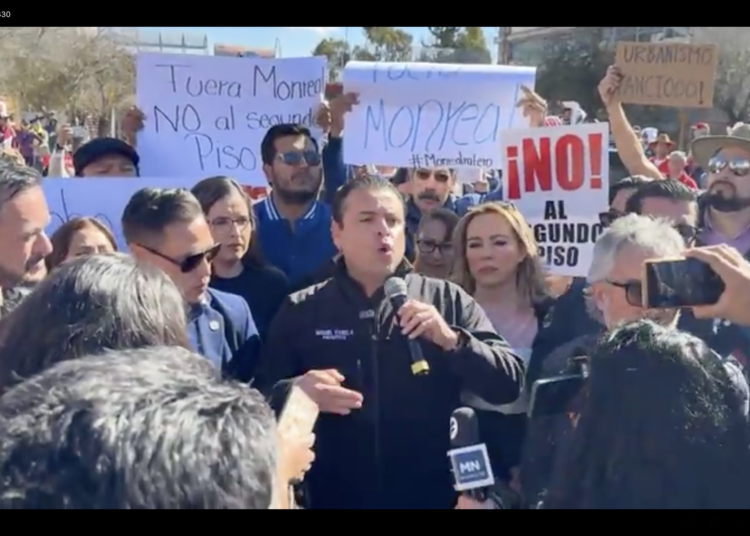 Clausura alcalde de Zacatecas las obras del segundo piso, hasta que Gobierno presente permisos